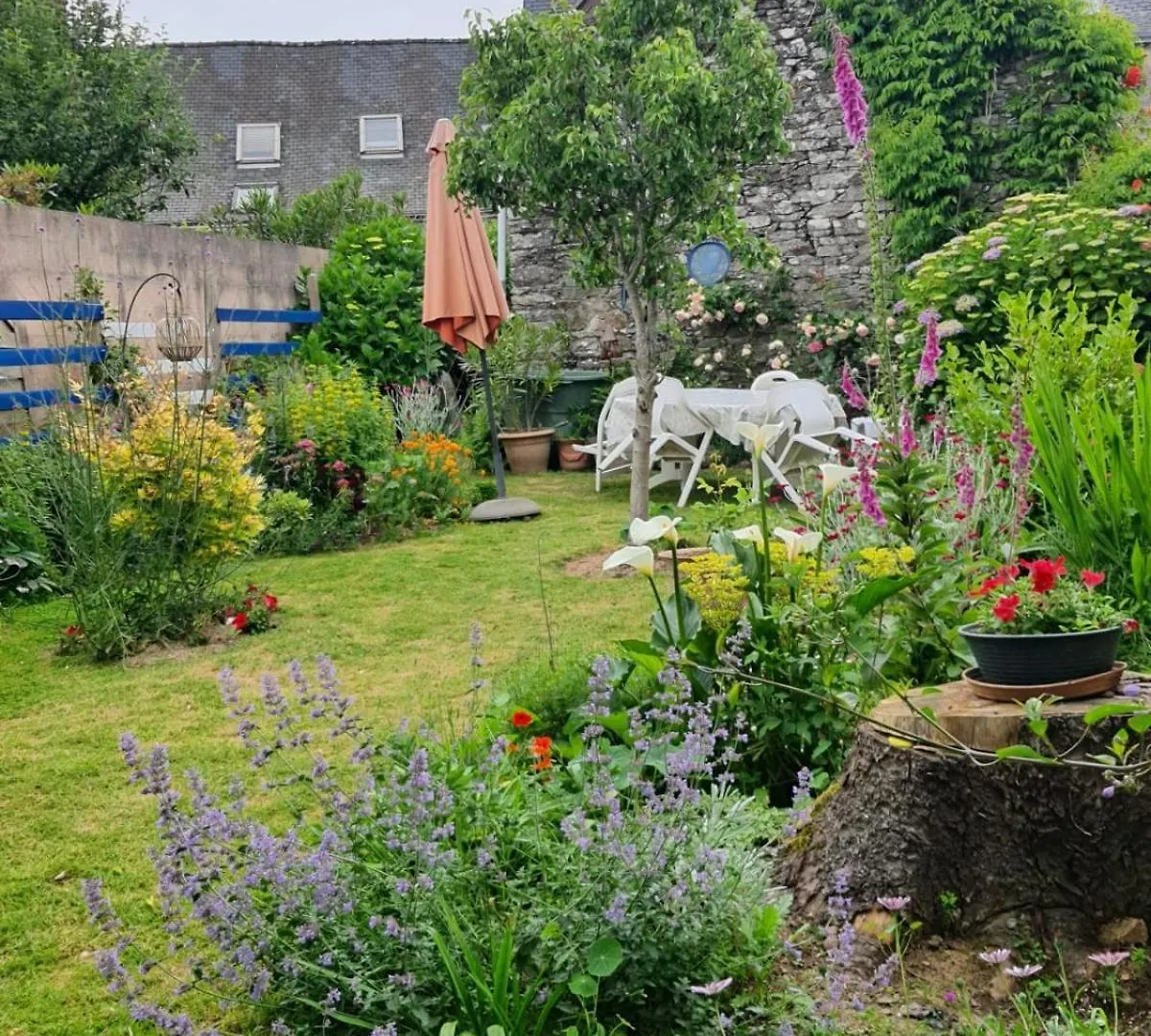 Charming Spacious 150 M Old House In Berric 0*,  Frankreich